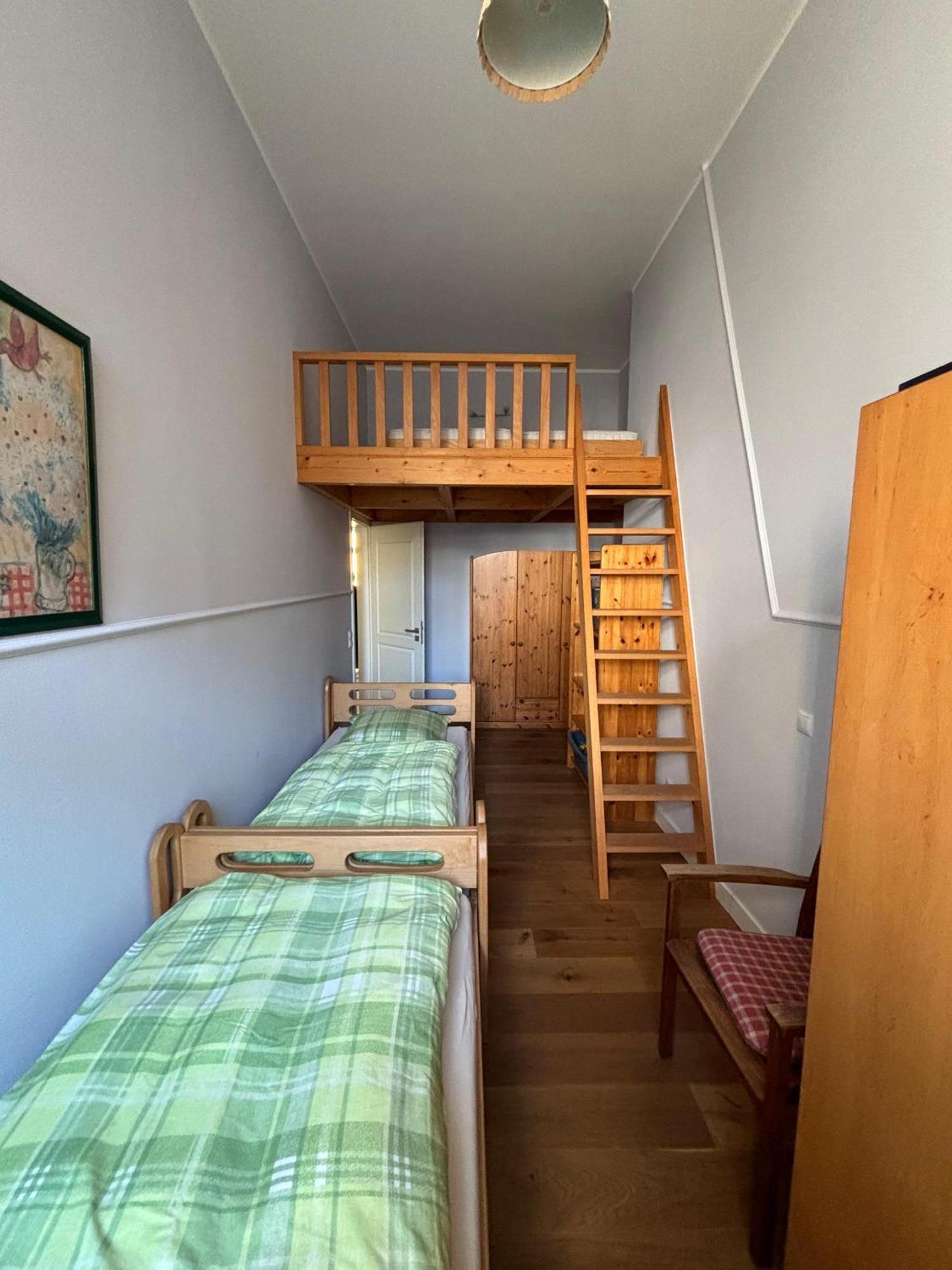 Fewo Mit 2 Schlafzimmern, Wohnkueche, Terrasse Bonn Eksteriør bilde