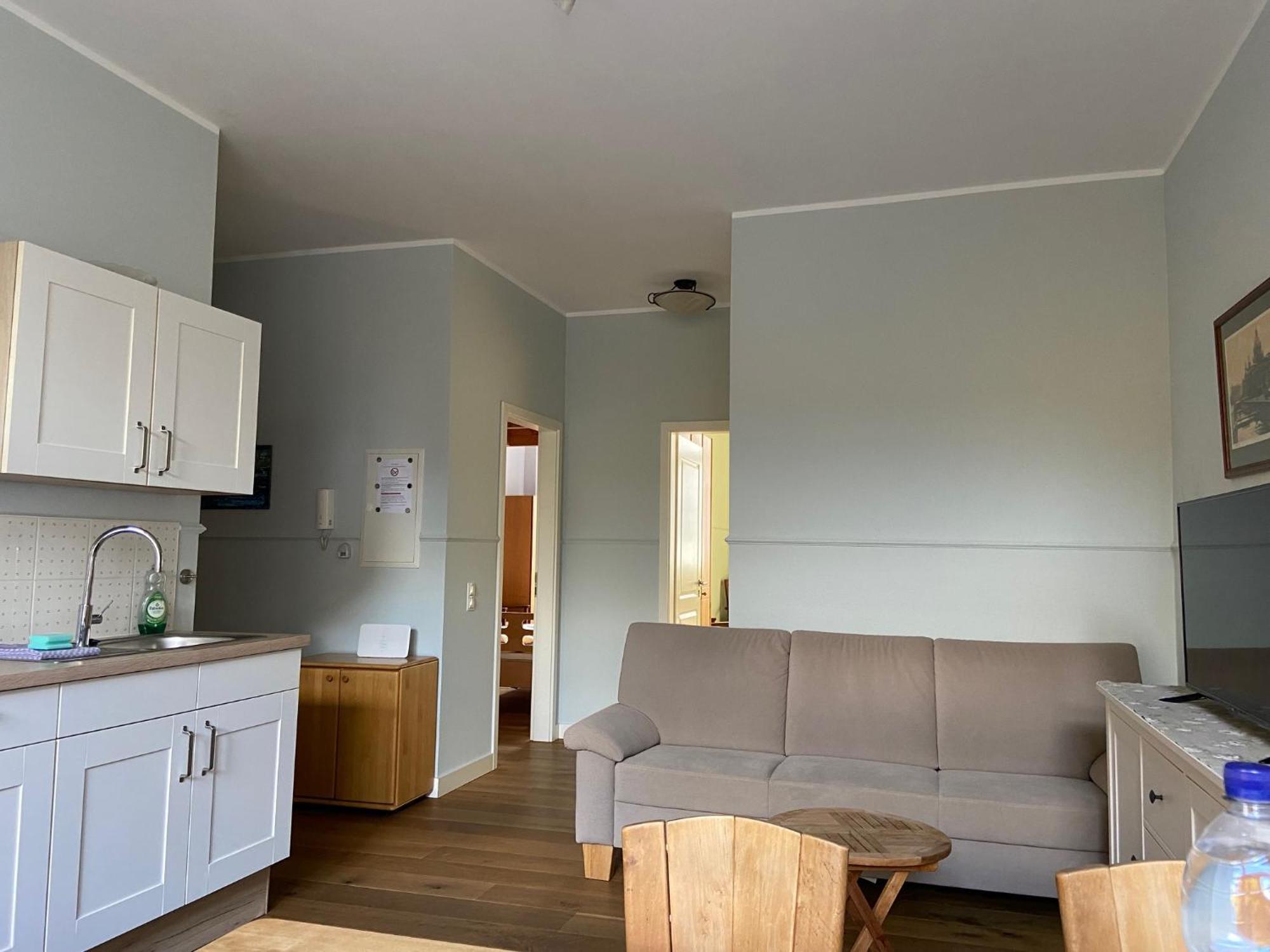 Fewo Mit 2 Schlafzimmern, Wohnkueche, Terrasse Bonn Eksteriør bilde