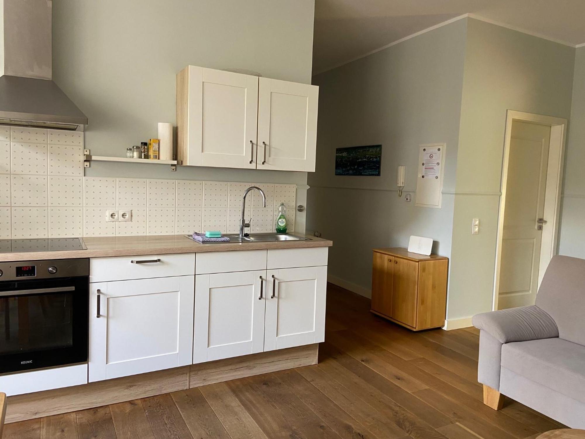 Fewo Mit 2 Schlafzimmern, Wohnkueche, Terrasse Bonn Eksteriør bilde